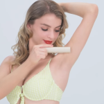 Videocover of QM-2035 Portable Electric Hair Remover