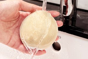 Electric Waterproof Silicone Cleansing Brush For Sensitive Skin