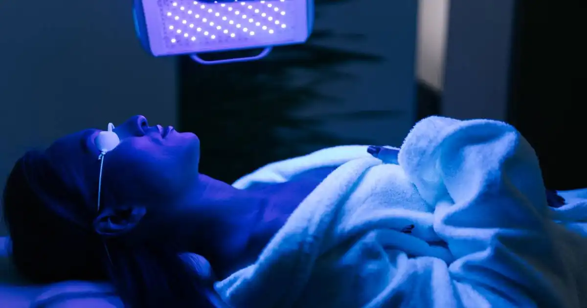 How to Prevent Redness and Irritation from LED Therapy